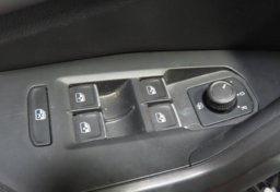 2025 Volkswagen Jetta - Image 38