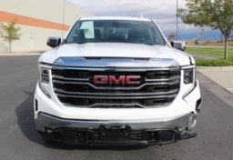 2025 GMC Sierra 1500 - Image 12