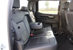 2025 GMC Sierra 1500 - Image 39