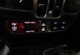 2020 Jeep Gladiator Rubicon - Image 48