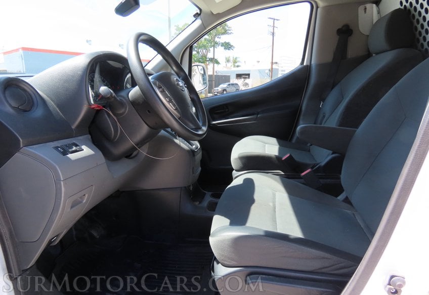 2020 Nissan NV200 SV - Image 25
