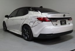 2025 Toyota Camry AWD HYBRID XSE - Image 10