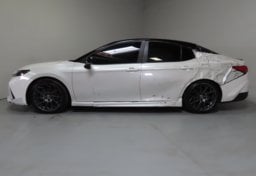 2025 Toyota Camry AWD HYBRID XSE - Image 6