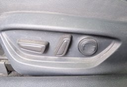 2025 Toyota Camry AWD HYBRID XSE - Image 47