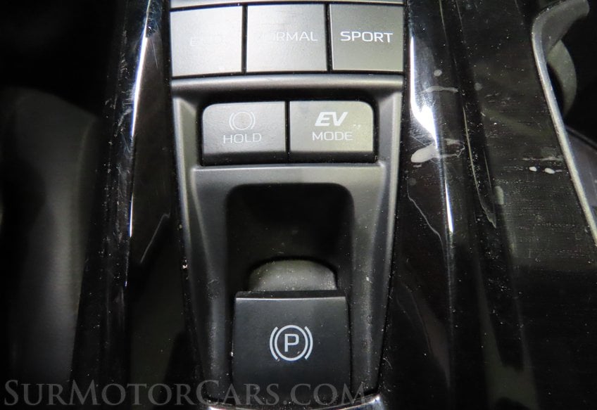 2025 Toyota Camry AWD HYBRID XSE - Image 43