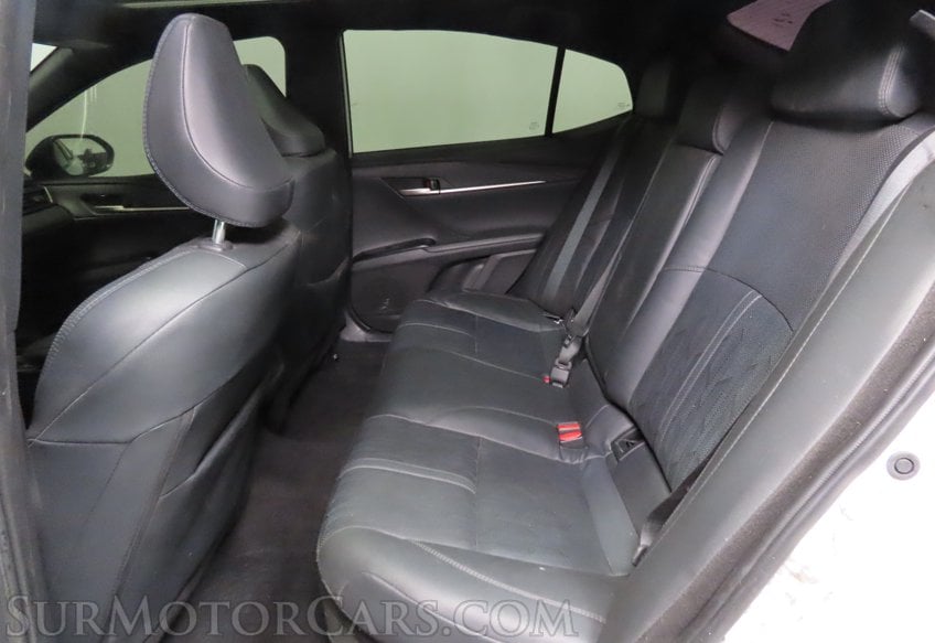 2025 Toyota Camry AWD HYBRID XSE - Image 30