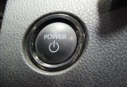 2025 Toyota Camry AWD HYBRID XSE - Image 36