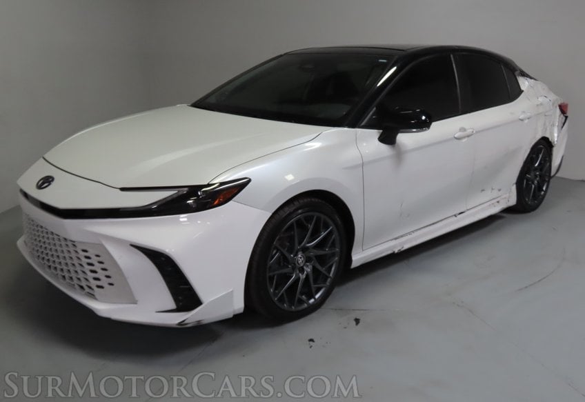 2025 Toyota Camry AWD HYBRID XSE - Image 1