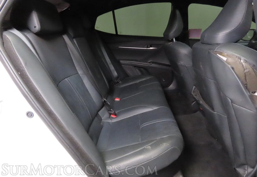 2025 Toyota Camry AWD HYBRID XSE - Image 31