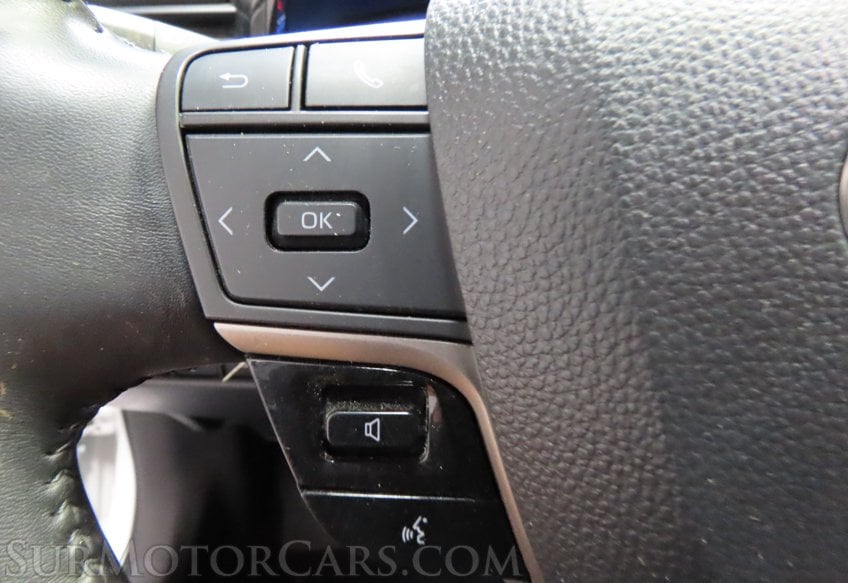 2025 Toyota Camry AWD HYBRID XSE - Image 34