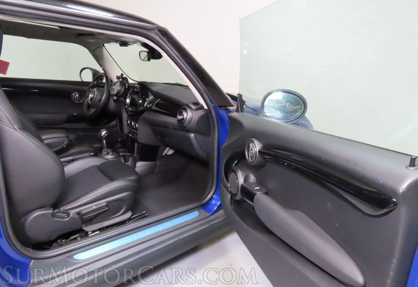 2019 Mini Cooper S Hardtop 2 Door - Image 19
