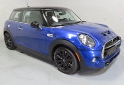 2019 Mini Cooper S Hardtop 2 Door - Image 1