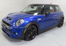 2019 Mini Cooper S Hardtop 2 Door - Image 2