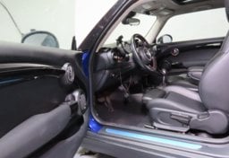 2019 Mini Cooper S Hardtop 2 Door - Image 18