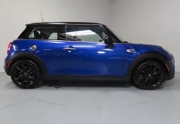 2019 Mini Cooper S Hardtop 2 Door - Image 9