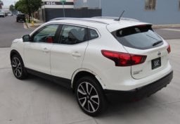 2017 Nissan Rogue Sport - Image 8