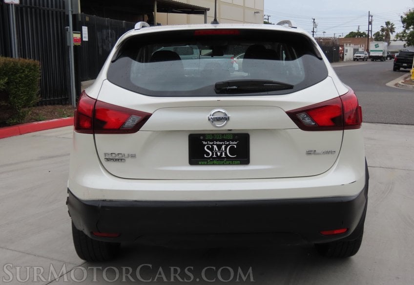 2017 Nissan Rogue Sport - Image 11