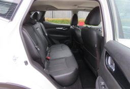 2017 Nissan Rogue Sport - Image 22