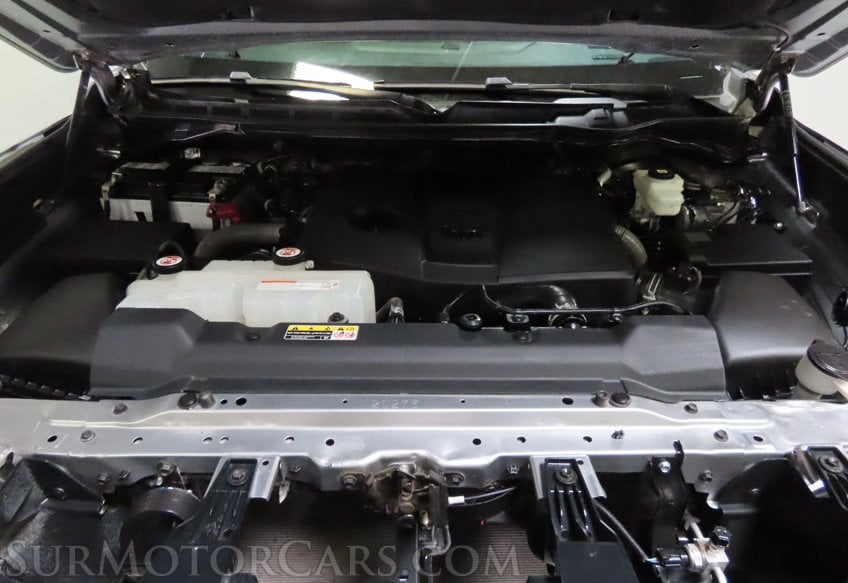 2025 Toyota Tundra SR5 - Image 40