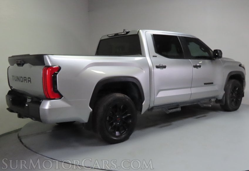 2025 Toyota Tundra SR5 - Image 9