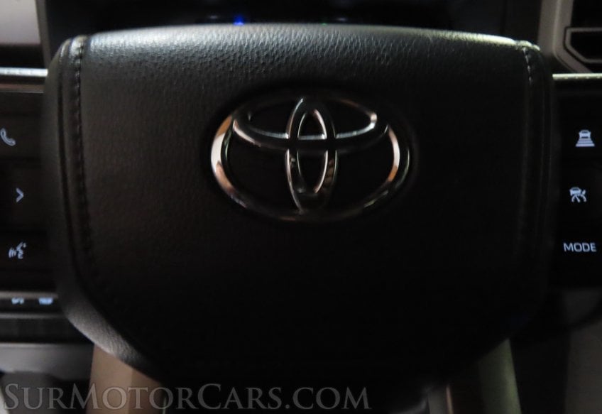 2025 Toyota Tundra SR5 - Image 25