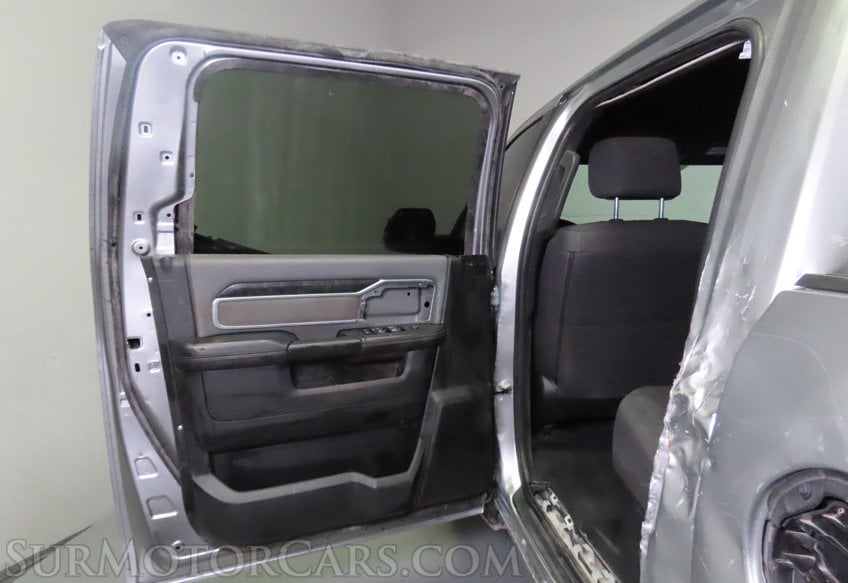 2025 Toyota Tundra SR5 - Image 18