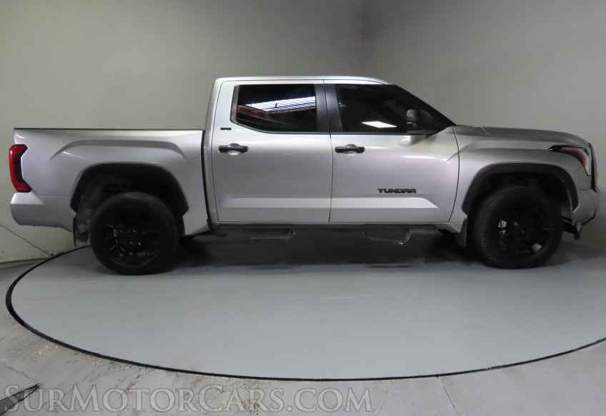 2025 Toyota Tundra SR5 - Image 5