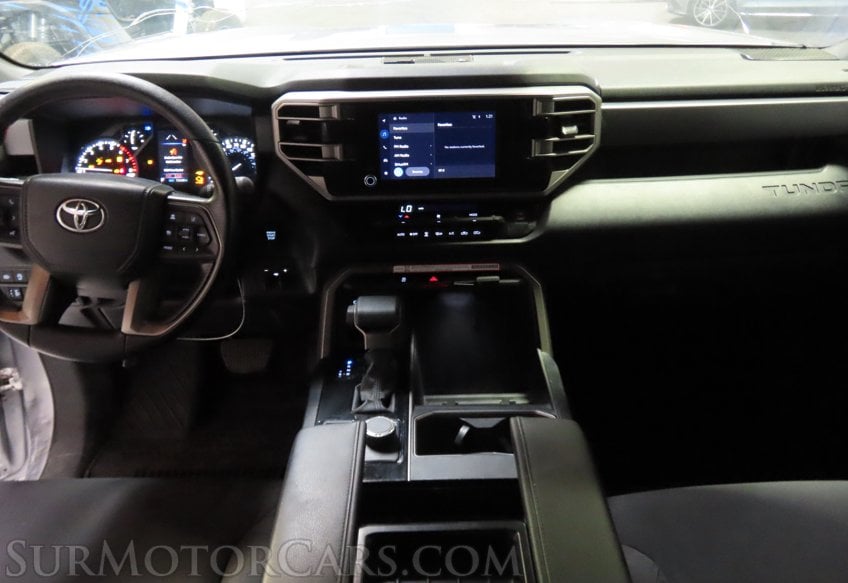 2025 Toyota Tundra SR5 - Image 24