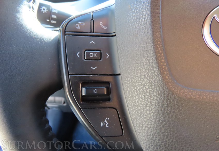 2024 Toyota Prius LE - Image 22