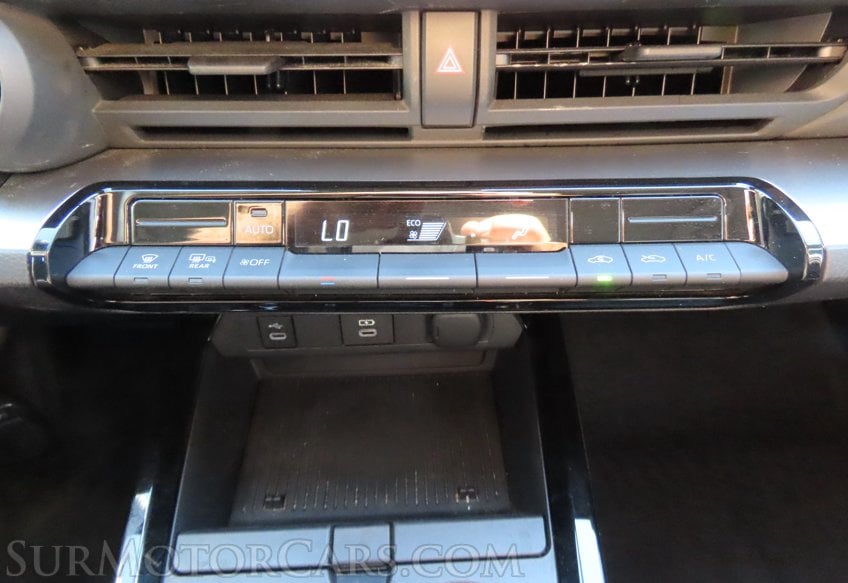 2024 Toyota Prius LE - Image 19