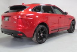 2017 Jaguar F-PACE  35t R-Sport - Image 7
