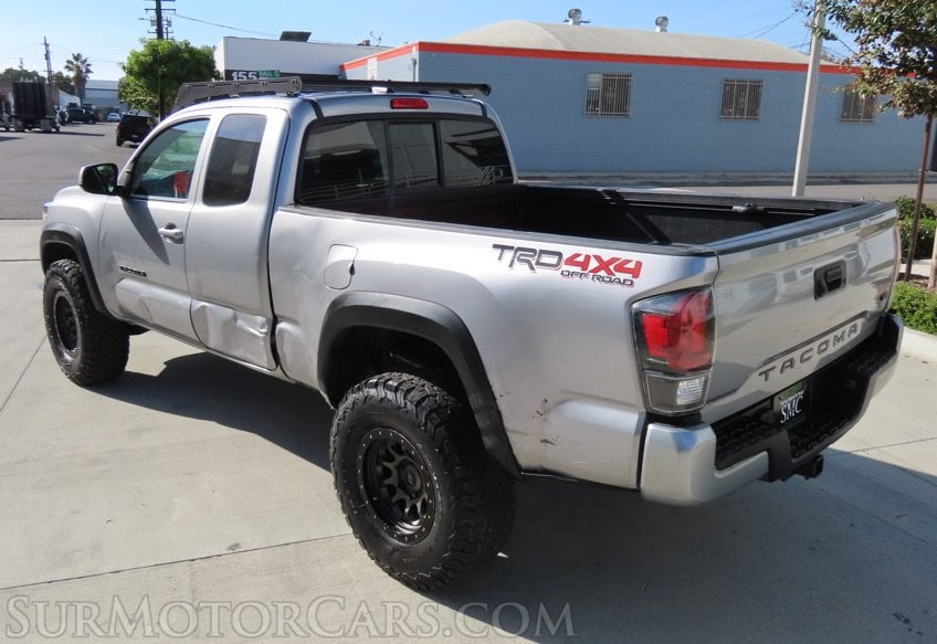 2020 Toyota Tacoma TRD Off-Road - Image 10