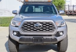 2020 Toyota Tacoma TRD Off-Road - Image 12