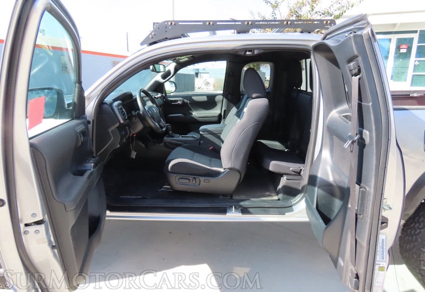 2020 Toyota Tacoma TRD Off-Road - Image 26