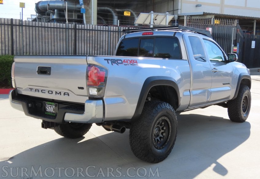 2020 Toyota Tacoma TRD Off-Road - Image 7