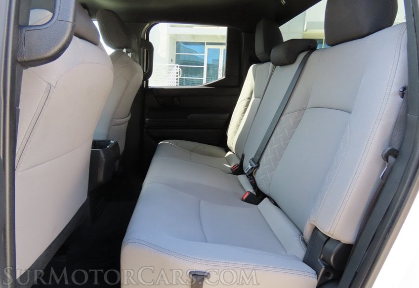 2024 Toyota Tacoma SR5 4x4 - Image 39