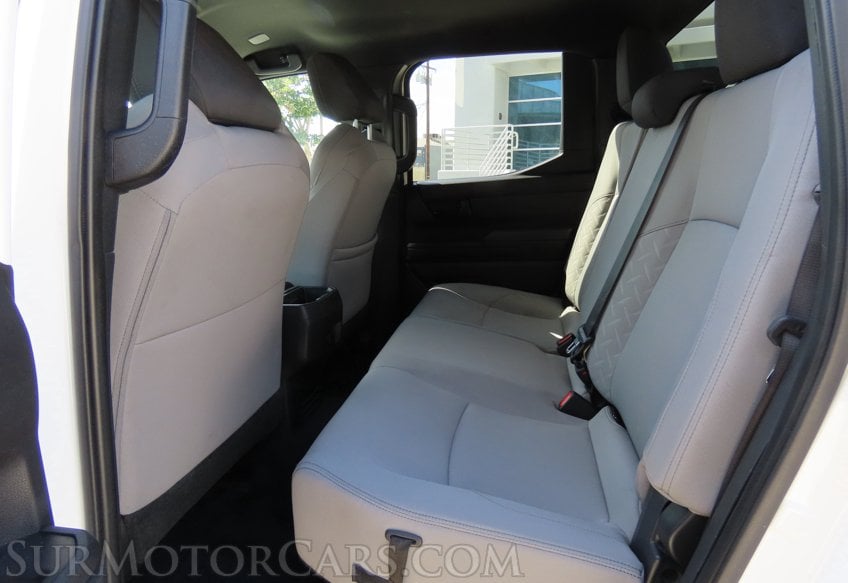 2024 Toyota Tacoma SR5 4x4 - Image 37