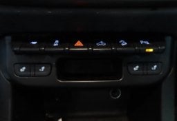 2022 Chevrolet Colorado Z71 - Image 35