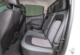 2022 Chevrolet Colorado Z71 - Image 19