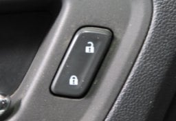 2022 Chevrolet Colorado Z71 - Image 23