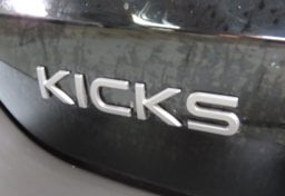 2026 Nissan Kicks SR - Image 12