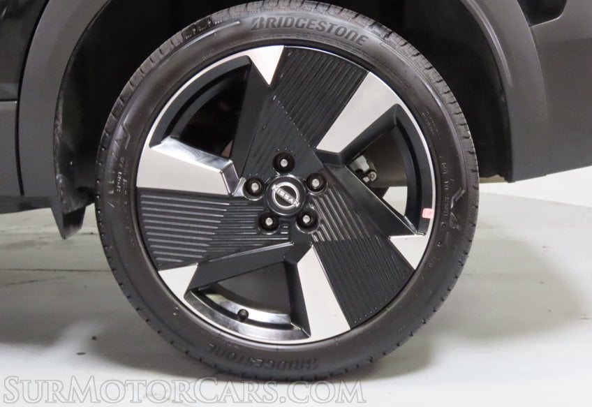 2026 Nissan Kicks SR - Image 6