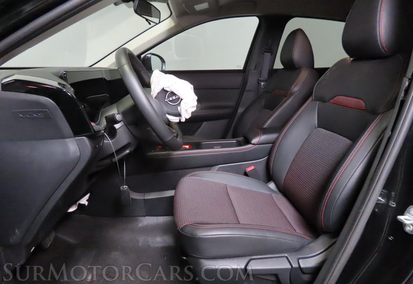 2026 Nissan Kicks SR - Image 27