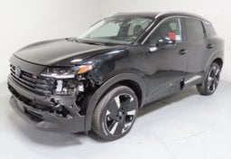 2026 Nissan Kicks SR - Image 2