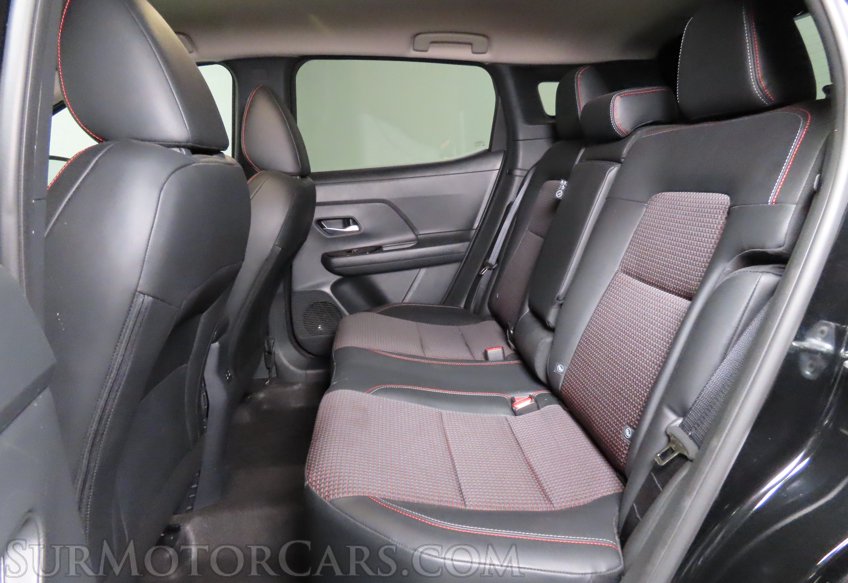 2026 Nissan Kicks SR - Image 29