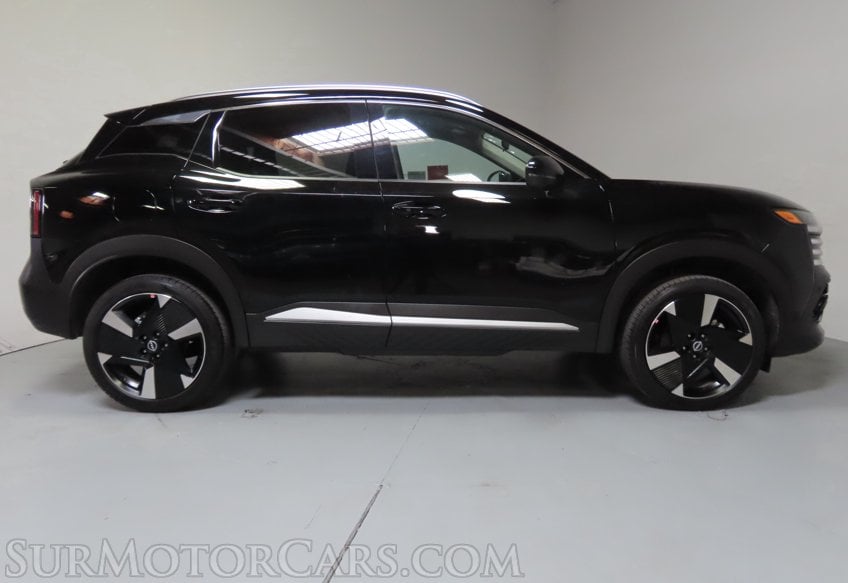 2026 Nissan Kicks SR - Image 18