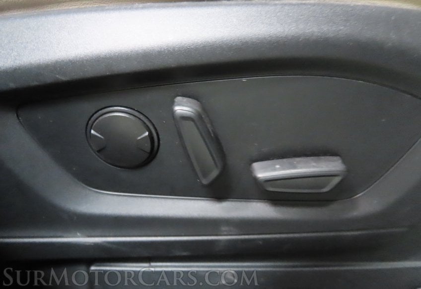 2024 Ford Explorer XLT - Image 44