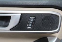 2024 Ford Explorer XLT - Image 27
