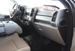 2020 Ford F-350 Super Duty - Image 59