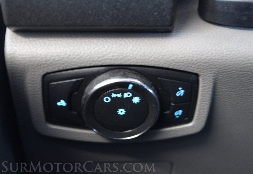 2020 Ford F-350 Super Duty - Image 31